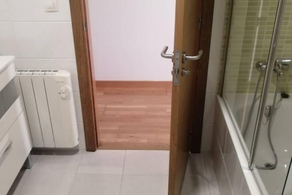 Acogedor Apartamento Atico En El Centro De O Porriño Exteriér fotografie